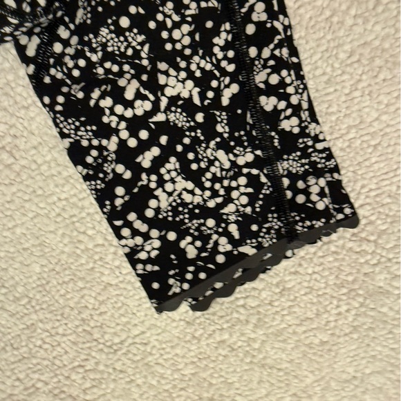 Lululemon Tight Stuff Tight II *25" Chirasu Black White Leggings - Picture 11 of 14